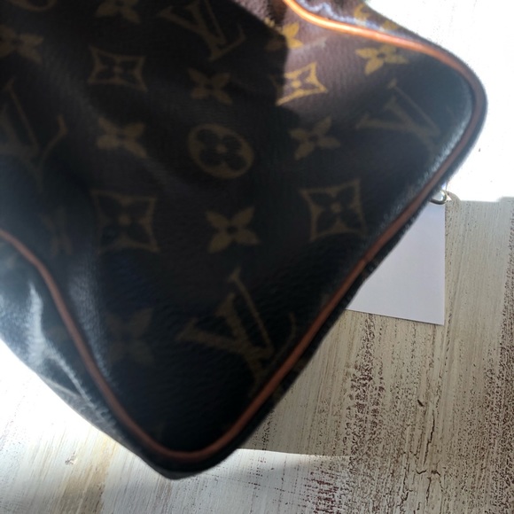 Louis Vuitton Speedy 25 - Picture 14 of 16